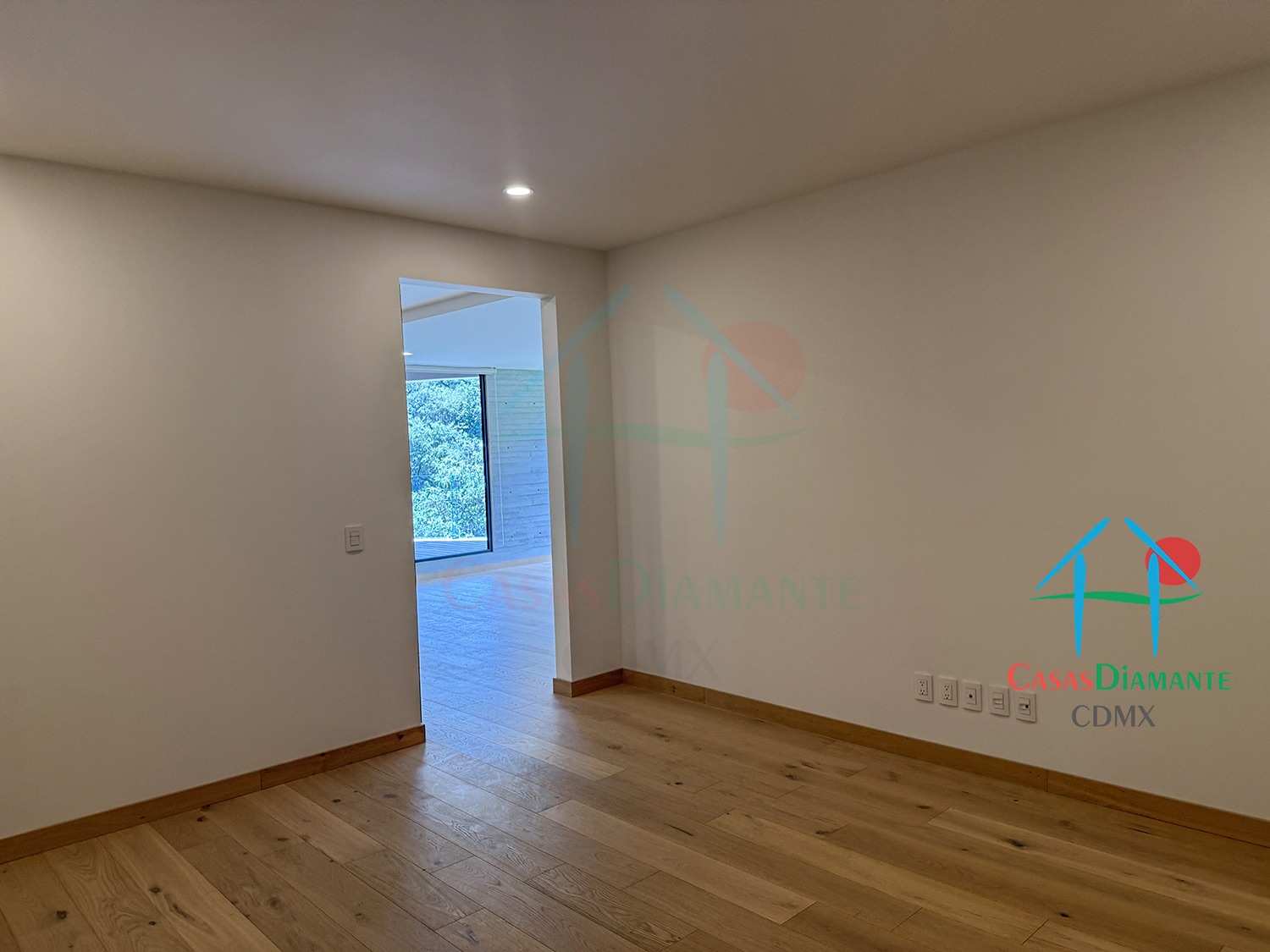 Las Aguilas Ursus BJB - Sala de TV 3